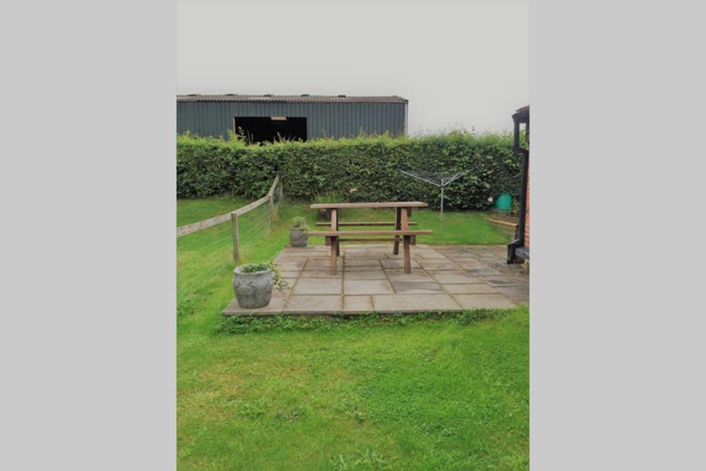 The Old Cowshed Annexe Taunton Exterior foto